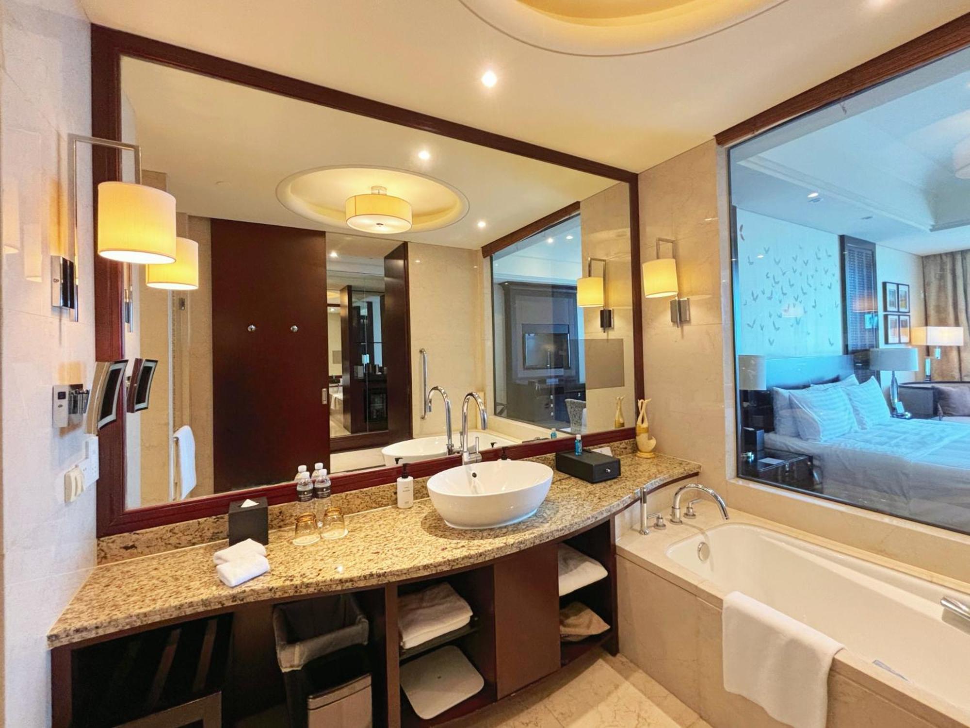 Intercontinental Wuxi By Ihg Hotel Buitenkant foto